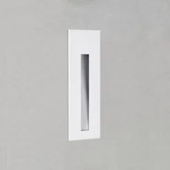 Astro Oprawy Wpuszczane<Borgo 55 LED biały - - oprawa wpuszczana białyŚwiatło: 2w LedMateriał: AluminiumPopularne kategorie: Oprawy wpuszczane, Lampy do domu, oświetlenie do domu, Oświetlenie do mieszkania, Markowe lampy, Ekskluzywne marki oświetleniowe, Oprawy sufitowe wpuszczane LED Nie wiesz na jaką lampę się zdecydować? Potrzebujesz pomocy w wyborze stylu, modelu, rozmiaru, a może mocy oprawy?