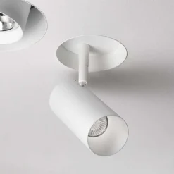Oty Light Oprawy Wpuszczane<Pop P12 Ø7,0 biały - - oprawa wpuszczana białyŚwiatło: 50w GU10Materiał: Aluminium anodowaneKlasa szczelności: IP20Popularne kategorie: Oprawy wpuszczane, Oprawy wpuszczane nowoczesne Nie wiesz na jaką lampę się zdecydować? Potrzebujesz pomocy w wyborze stylu, modelu, rozmiaru, a może mocy oprawy?