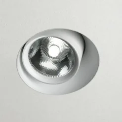 Oty Light Oprawy Wpuszczane<Pop P03 Ø8 biały - - oprawa wpuszczana białyŚwiatło: 11w LedOpcjonalnie: zasilacz, element montażowyPopularne kategorie: Oprawy wpuszczane, Oprawy wpuszczane nowoczesne, Oprawy sufitowe wpuszczane LED Nie wiesz na jaką lampę się zdecydować? Potrzebujesz pomocy w wyborze stylu, modelu, rozmiaru, a może mocy oprawy?