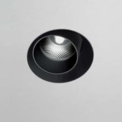 Oty Light Oprawy Wpuszczane<Pop P03 Ø8cm czarny LED - - oprawa wpuszczana czarnyŚwiatło: 11.2w LedMateriał: Aluminium anodowaneOpcjonalnie: zasilacz, element montażowyPopularne kategorie: Oprawy wpuszczane, Oprawy wpuszczane nowoczesne, Oprawy sufitowe wpuszczane LED, Oprawy meblowe wpuszczane Nie wiesz na jaką lampę się zdecydować? Potrzebujesz pomocy w wyborze stylu, modelu, rozmiaru, a może mocy oprawy?