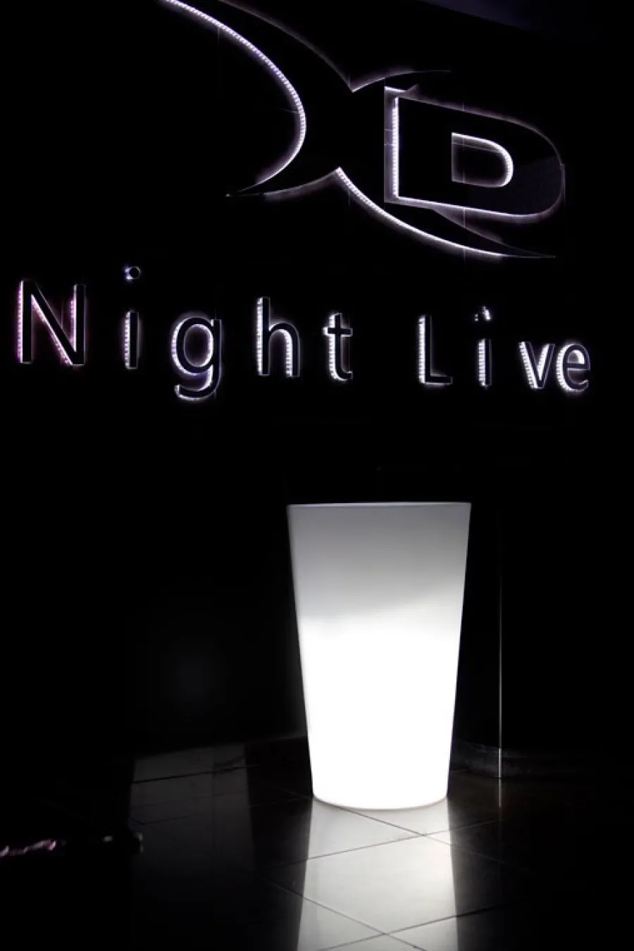 Slide Meble Podświetlane<X-Pot Light 135 - - doniczka podświetlana